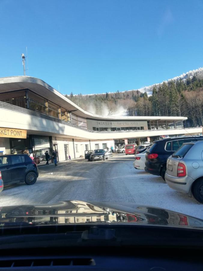 Ferien- Und Businesswohnung Relax Im Ersten Stock Sonnen Esterno foto