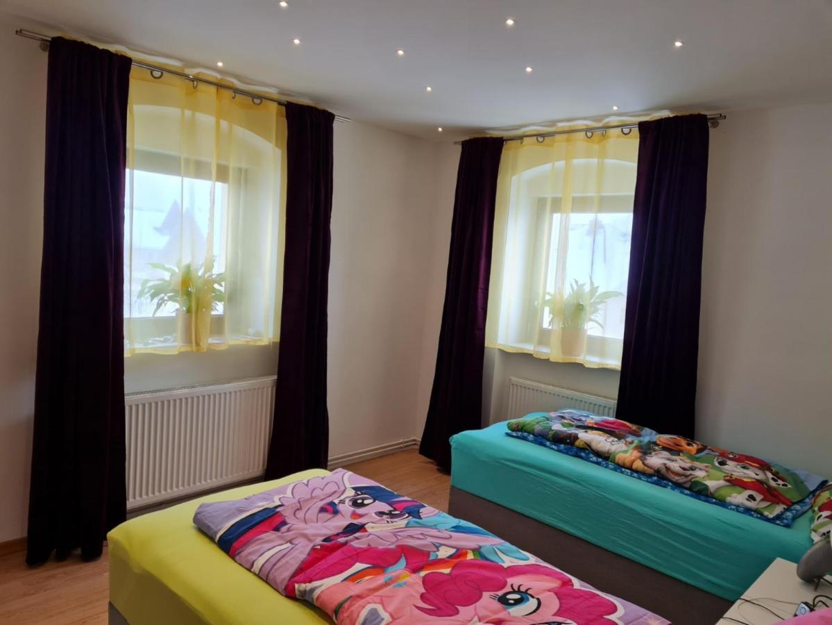 Ferien- Und Businesswohnung Relax Im Ersten Stock Sonnen Esterno foto