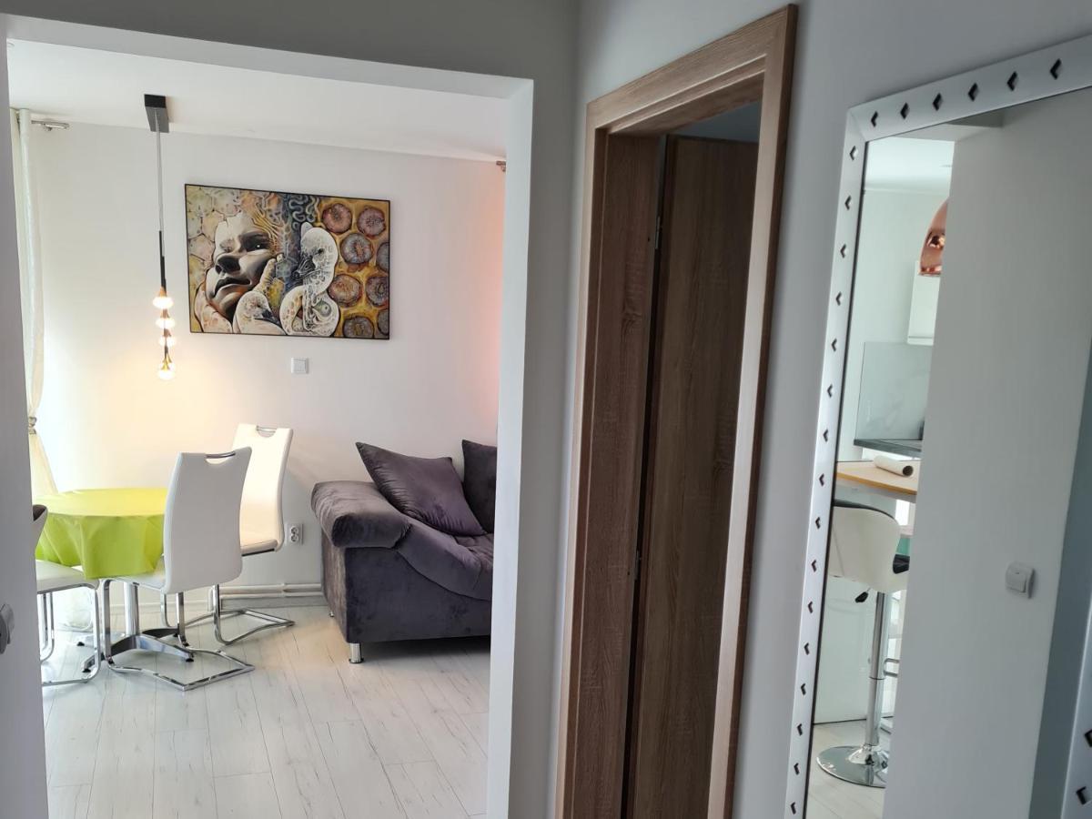 Ferien- Und Businesswohnung Relax Im Ersten Stock Sonnen Esterno foto
